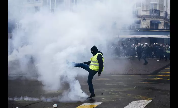 Τι έχει μείνει από το κίνημα των κίτρινων γιλέκων;