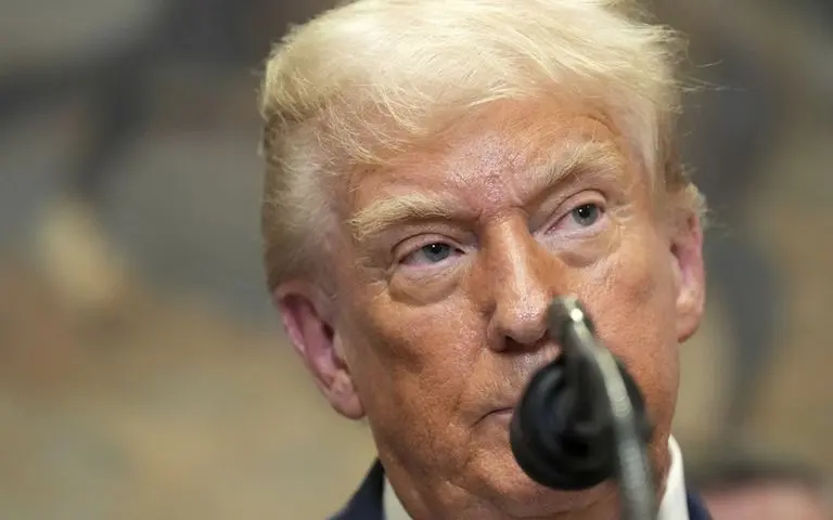 Τραμπ: Υποσχέθηκε στους Αμερικανούς «οικονομικό μπουμ που δεν ξαναείδε ποτέ ο κόσμος»