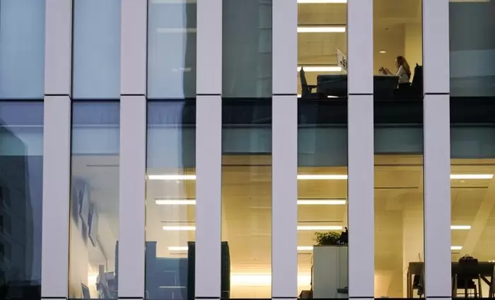 «Όνειρο» το 1000άρικο για τους 7 στους 10 εργαζόμενους στην Ελλάδα