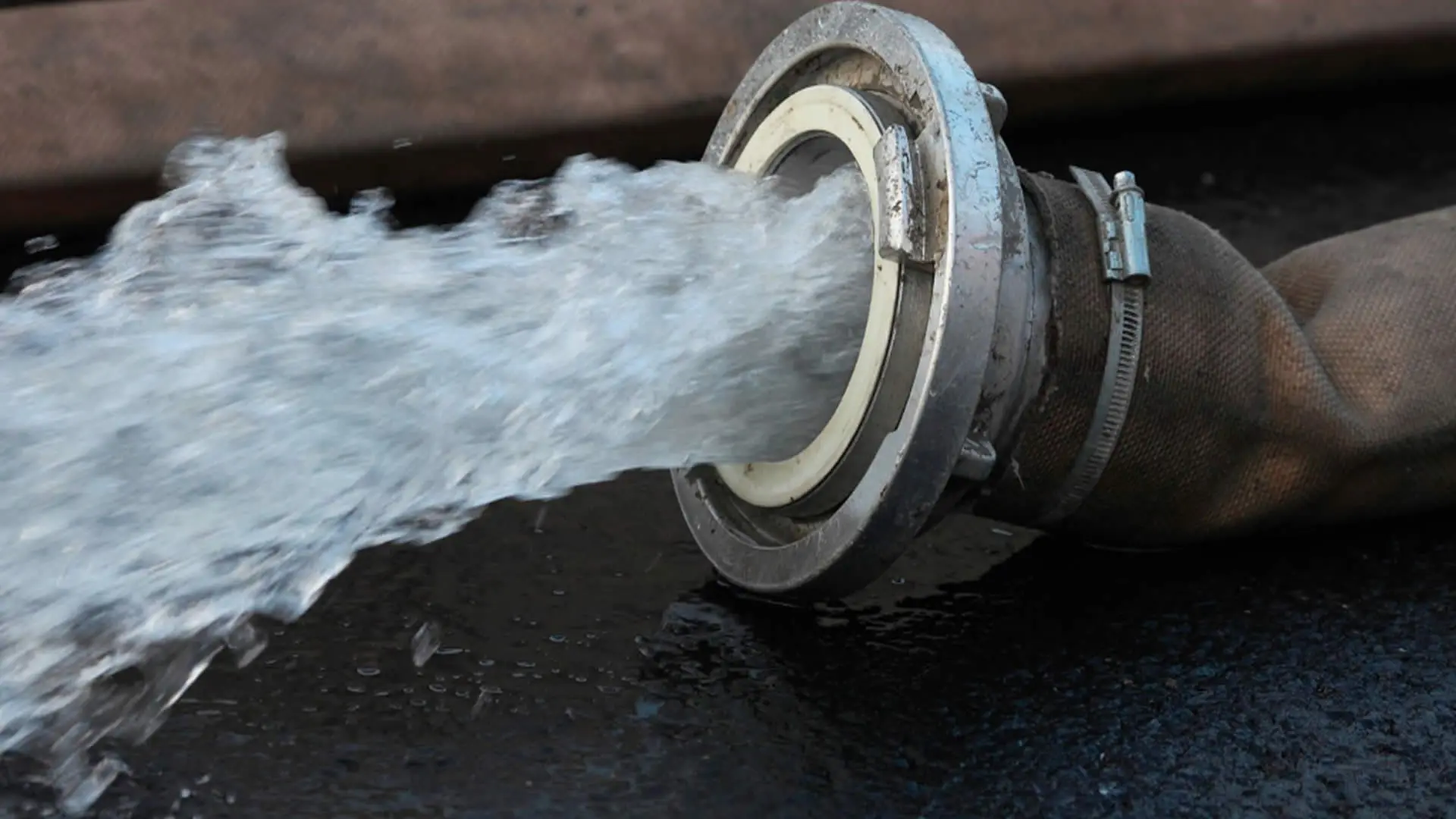 Η Χλώρακα απαιτέι €1.5 εκατομμυρίο από το αποχετευτικό