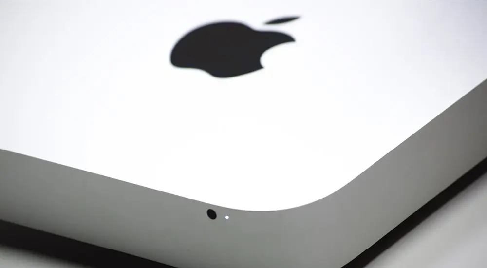 Η Apple ετοιμάζει ιστοσελίδα και εφαρμογή για τον κορωνοϊό