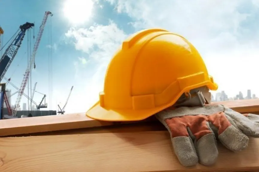 Λιγότερα τα εργατικά ατυχήματα στην Κύπρο το '24 - Ποιοι οι κίνδυνοι από την ΤΝ