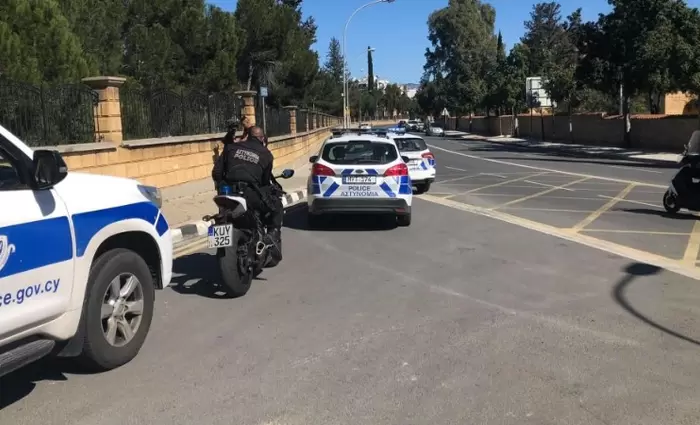 Διαμαρτυρία στο Προεδρικό για το πέναλτι του 12%
