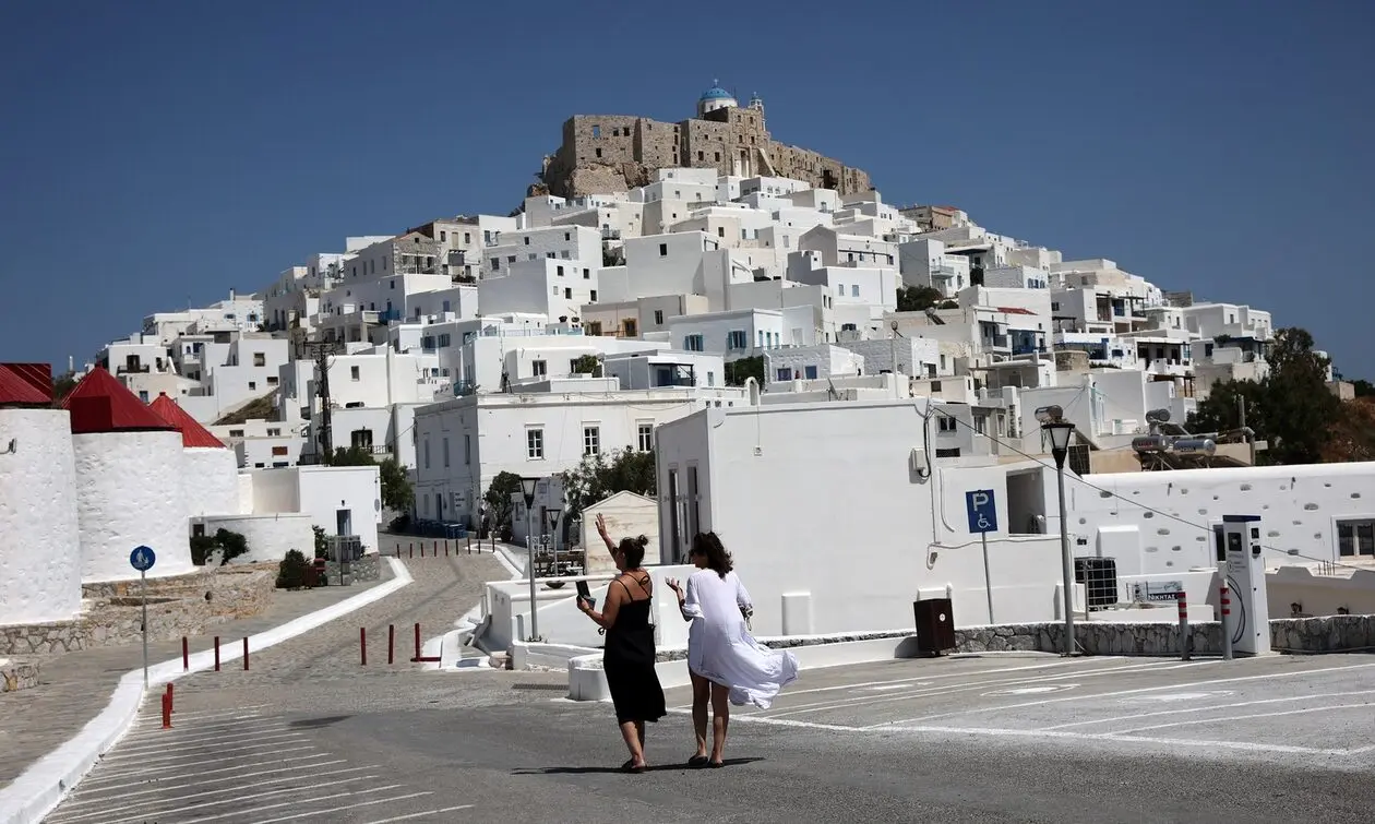 Τουρισμός: Ποια ελληνικά νησιά αποθεώνουν οι Ιταλοί για τις διακοπές τους (pics)