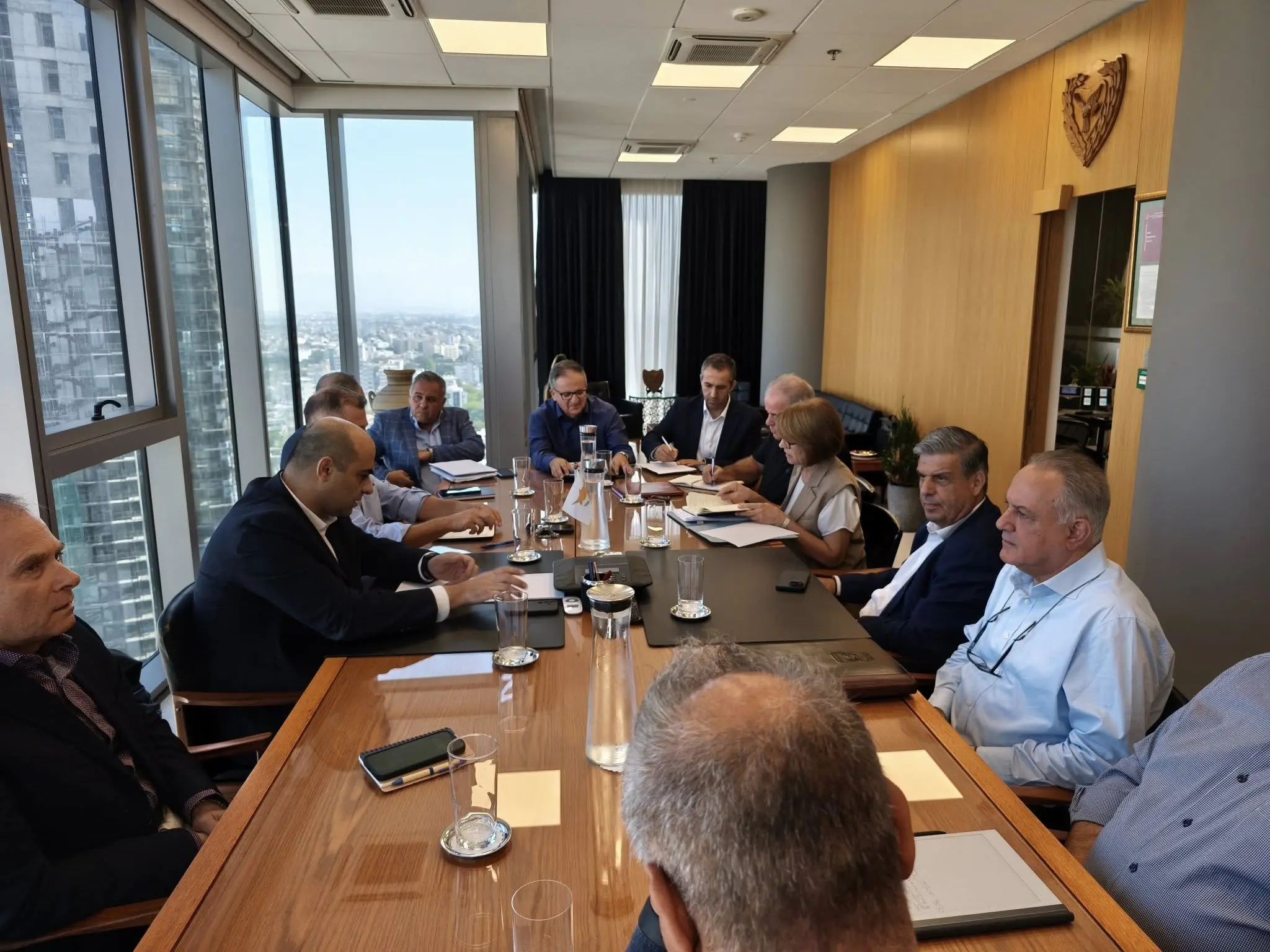 ΑΤΑ: Αναπάντητα ερωτήματα και νέες ανησυχίες από τις συντεχνίες