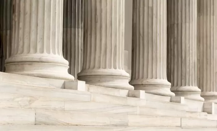 Reuters: 8-10 δισ. ευρώ θα δανειστεί από τις αγορές η Ελλάδα το 2025