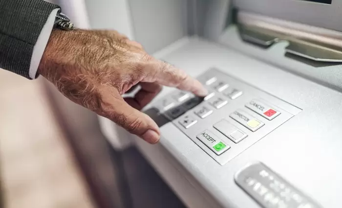 Τραπεζικές συναλλαγές: Τι αλλάζει από Σεπτέμβριο για τους Ευρωπαίους πολίτες