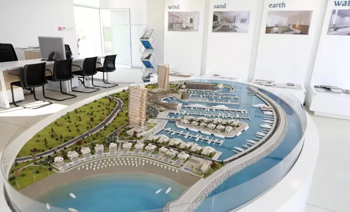 Τα νέα γραφεία πωλήσεων της Μαρίνας Αγίας Νάπας