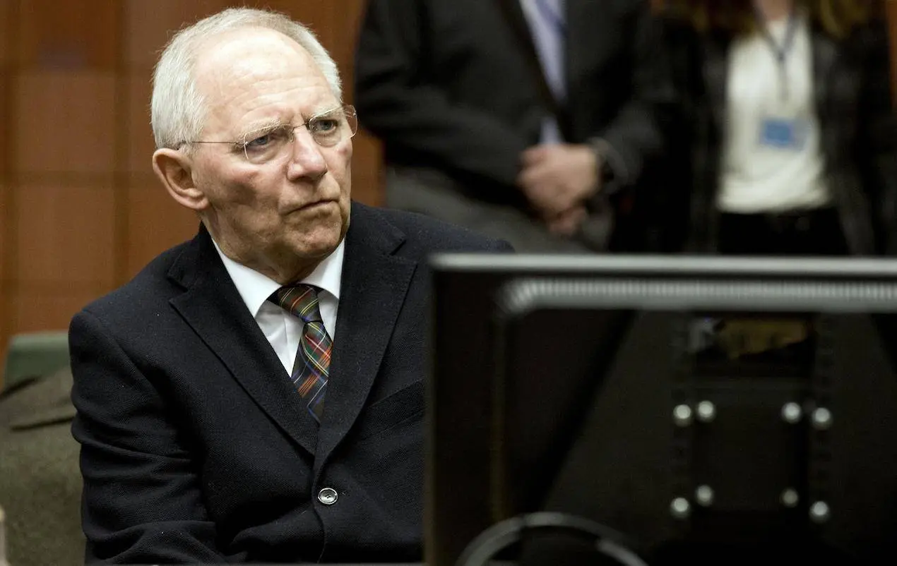 Η Γερμανία επιμένει να αρνείται την έκδοση ευρωομολόγου