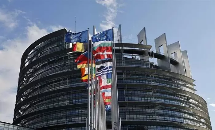Ευρωκοινοβούλιο: Όλα τα βλέμματα στην εκλογή (ή μη) της Ούρσουλα φον ντερ Λάιεν