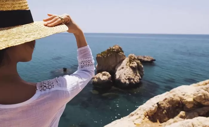 Στο κελί η 38χρονη που «φέσωσε» €20.000 τουριστικό γραφείο μέσα σε ένα μήνα