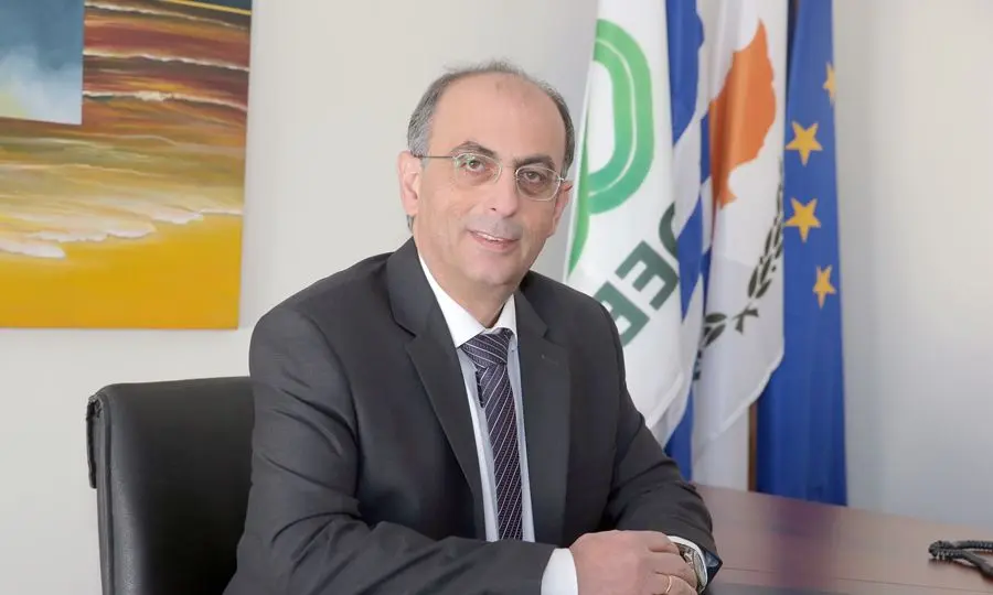 Κατάργηση του κατώτατου μισθού ζητεί η ΟΕΒ