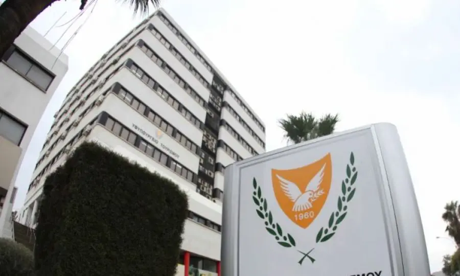 Υφ. Τουρισμού: Διαγωνισμός για συμβούλους για την μαρίνα Κισσόνεργας