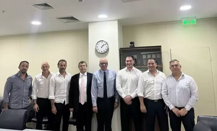 Για εμβάσματα, στεγαστικά και διευκολύνσεις συζήτησαν developers και τράπεζες