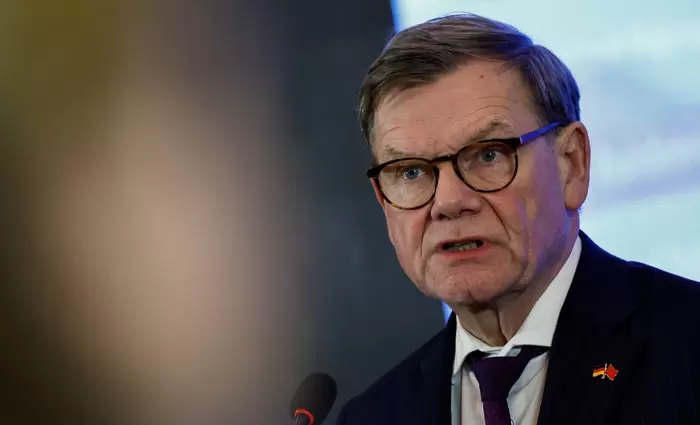 Γερμανία: Η Γαλλία δεν δαπανά αρκετά για την άμυνα