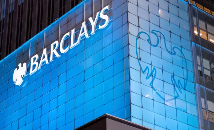 Barclays: Κέρδη ρεκόρ 3,34 δισ. το β’ τρίμηνο με ώθηση από buyback και αναδιάρθρωση
