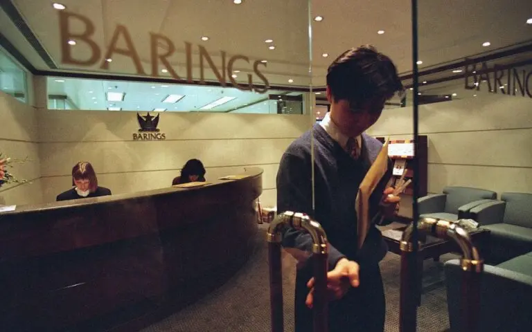 Πώς να τινάξεις στον αέρα την πιο ιστορική τράπεζα