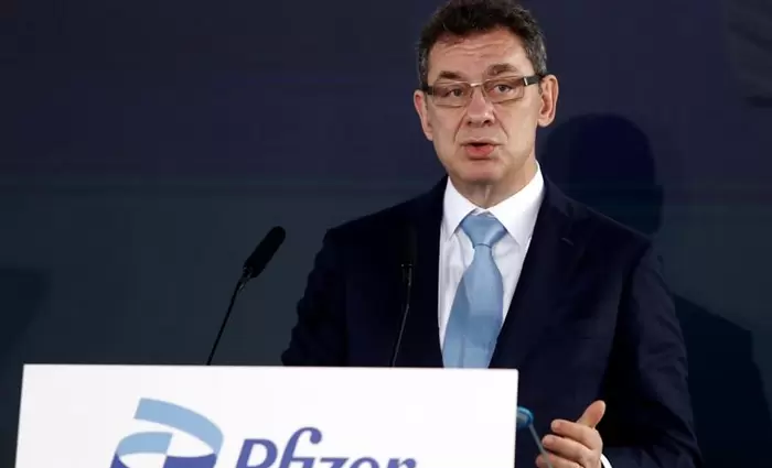 Μπουρλά: Τέταρτη δόση και ετήσιοι εμβολιασμοί για 10 χρόνια