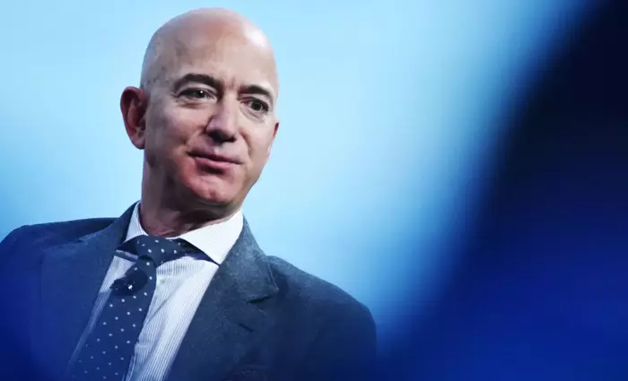 Δισεκατομμυριούχοι και ακίνητα: Το φαινόμενο Μπέζος και οι συνέπειες στην αγορά