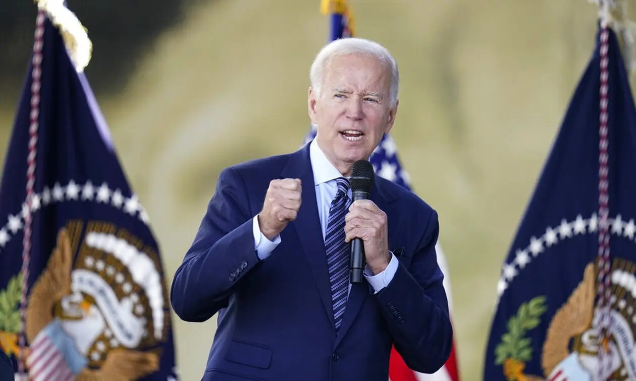 Ο Μπάιντεν λέει πως το Twitter διασπείρει ψεύδη σε όλο τον κόσμο