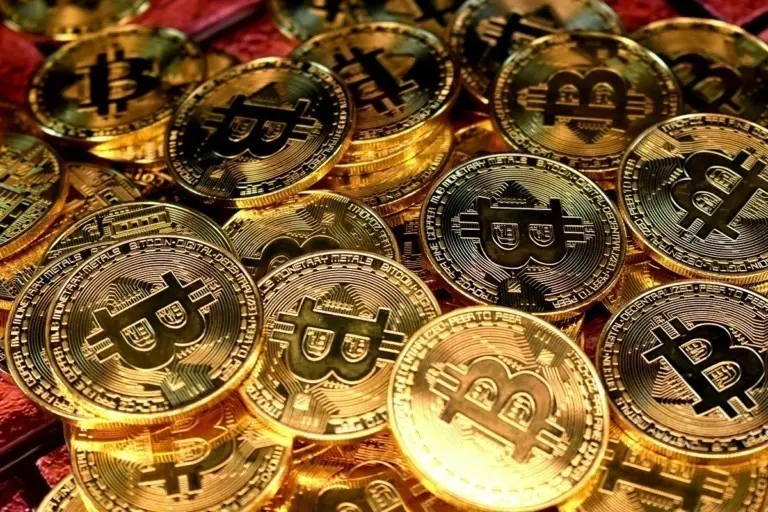 Οι προκλητικές δηλώσεις Τραμπ εκτόξευσαν το Bitcoin πάνω από τα 62.000 δολάρια