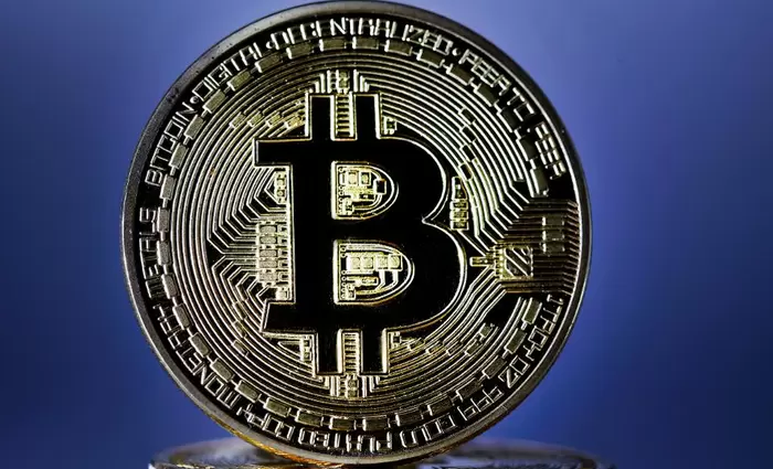 Bitcoin: Έσπασε το φράγμα των $10.000