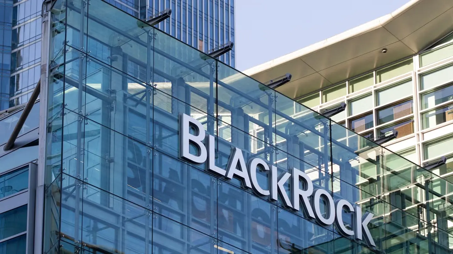 Κέρδη ρεκόρ για την BlackRock – Τα έσοδα αυξήθηκαν κατά 13% στα $5,4 δισ.