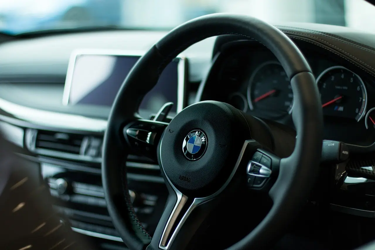 Huawei: Συνεργασία με την BMW για ανάπτυξη ψηφιακού οικοσυστήματος