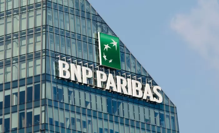Η BNP Paribas αποζημιώνει £2 εκατομμύρια εργαζόμενη για μισθολογική διάκριση