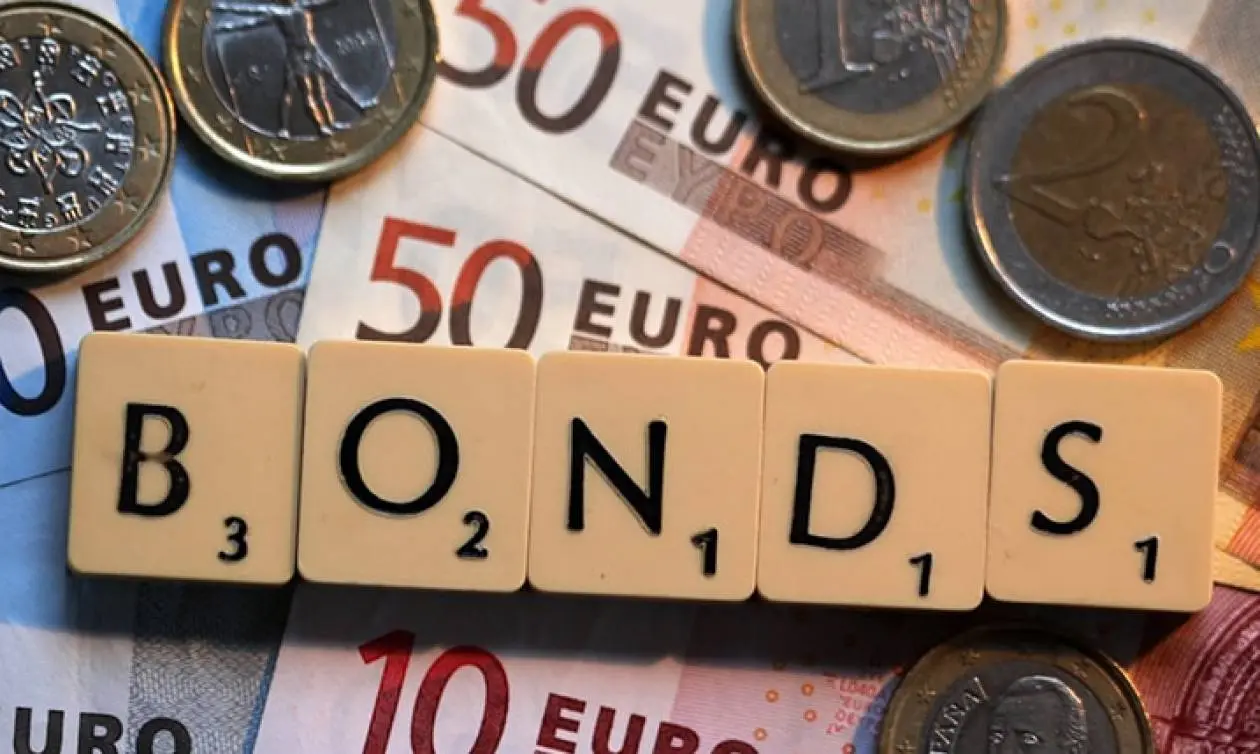 Bloomberg για Ελλάδα: Σε χαμηλό 13 ετών το 10ετές ομόλογο