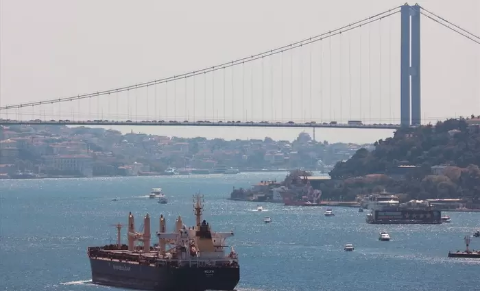 Αυξάνουν κατά 400% τα τέλη διέλευσης στο Βόσπορο
