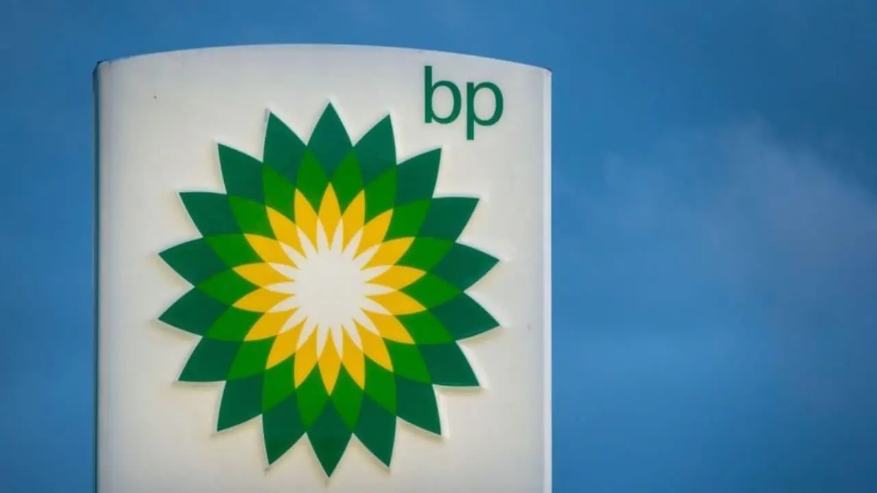 BP: Κέρδη άνω των εκτιμήσεων στα $2,21 δισ. – Άλμα 13% για τη μετοχή