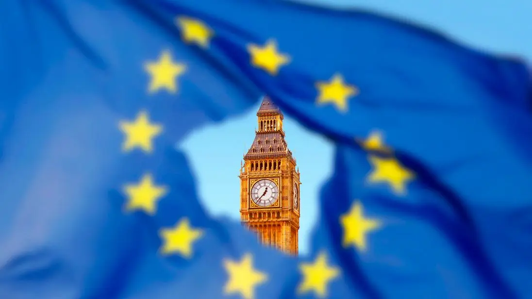 Νέα πρόταση-τελεσίγραφο για το Brexit ετοιμάζει η Μέι