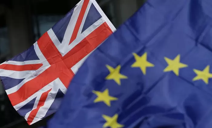 Κρίσιμο υπουργικό συμβούλιο για την Τερέζα Μέι και το Brexit 