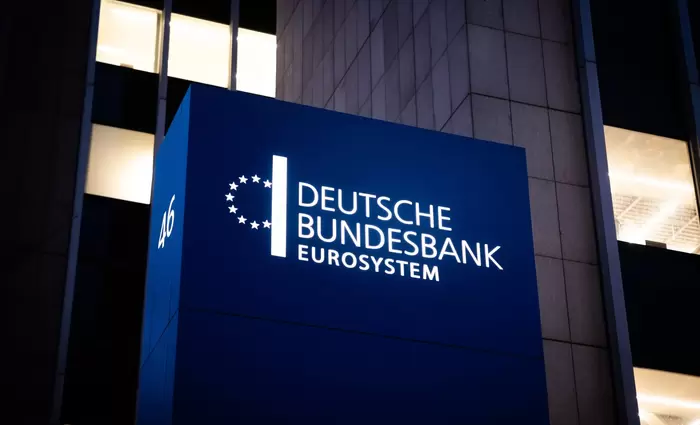 Bundesbank: Οι μισθοί ανεβαίνουν, αλλά η αβεβαιότητα περιορίζει μελλοντικές αυξήσεις