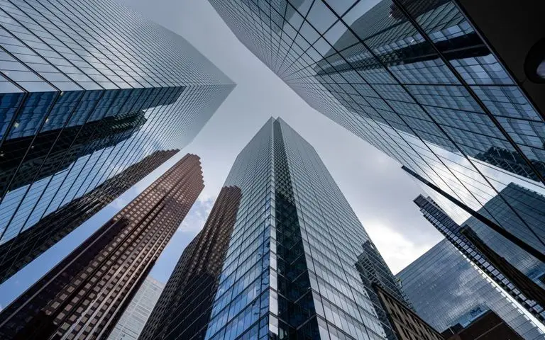 Ξυπνούν μνήμες από την κρίση του 2008 - Τι προειδοποιεί ο κεντρικός τραπεζίτης της Αγγλίας