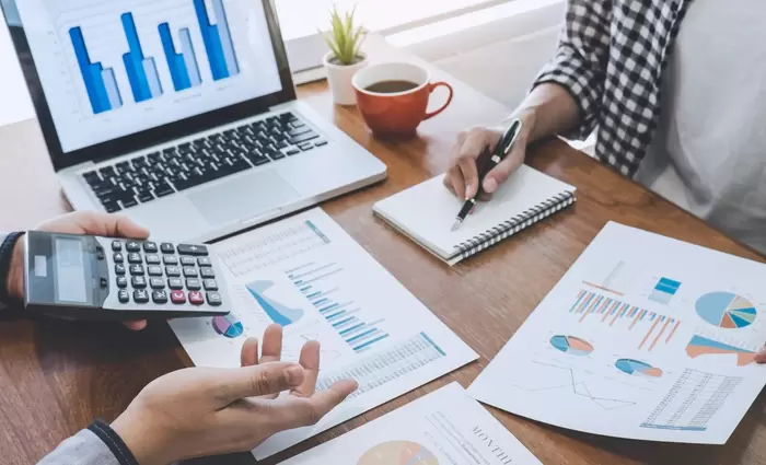 Salesforce: To 80% των ομάδων πωλήσεων πειραματίζεται με την AI