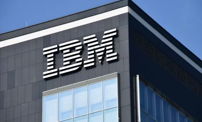 Η IBM επιταχύνει τη μετάβαση στην καθαρή ενέργεια