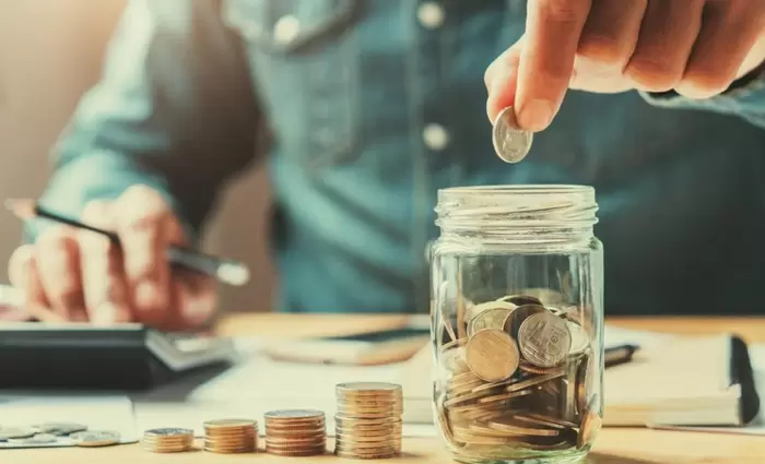 Δημόσιοι υπάλληλοι και τραπεζικοί δεν επηρεάστηκαν από την κρίση