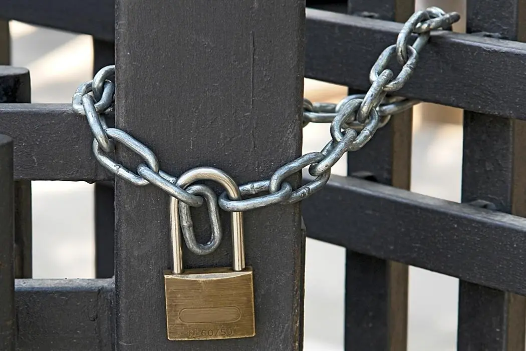 Το 25% των καταστημάτων της έκλεισε φέτος η Τράπεζα Κύπρου