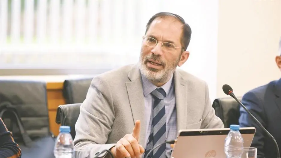 Τα έλεγε ο Οδυσσέας για πολιτογραφήσεις απ’ το παράθυρο…