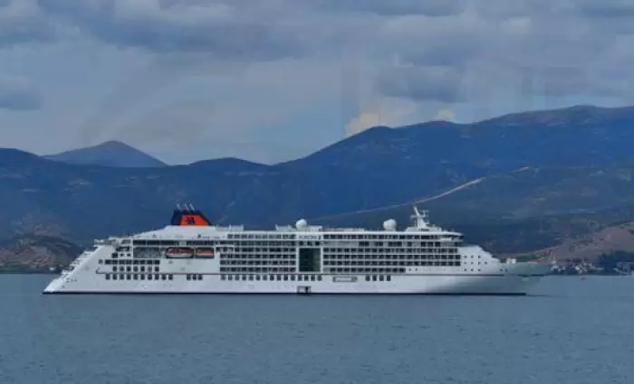 Στο Λιμανάκι της Κάτω Πάφου το κρουαζιερόπλοιο «Γιουρόπα 2»