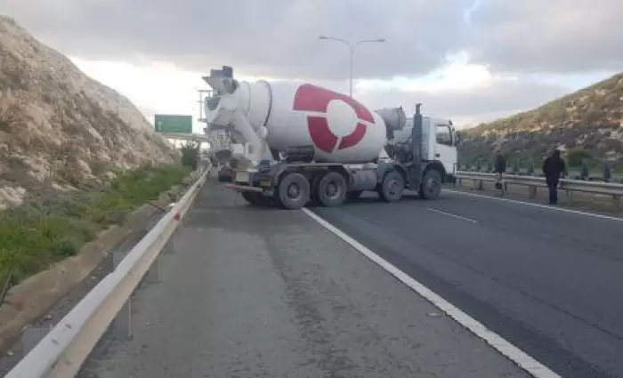 Καμπανάκι από εταιρείες κατασκευής σκυροδεύματος στην Πάφο