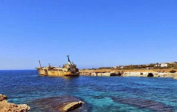 Αλλάζει και η Πέγεια 