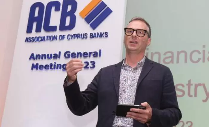 Ενώπιον ριζικών αλλαγών οι τράπεζες προβλέπει τραπεζικός εμπειρογνώμονας