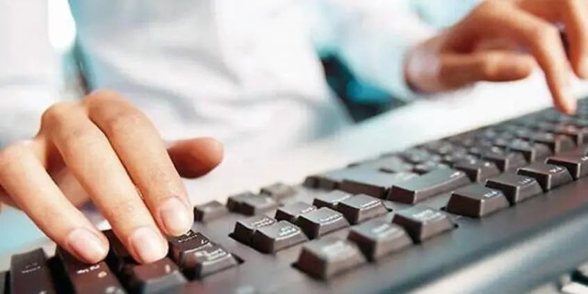 Κενές θέσεις στο Δημόσιο - Μισθοί και απαιτούμενα προσόντα