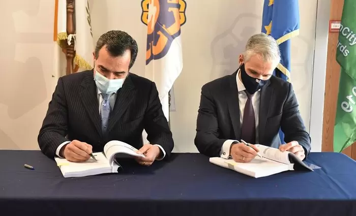 Υπογραφή σύμβασης μεταξύ Logicom Solutions & Δήμου Λευκωσίας