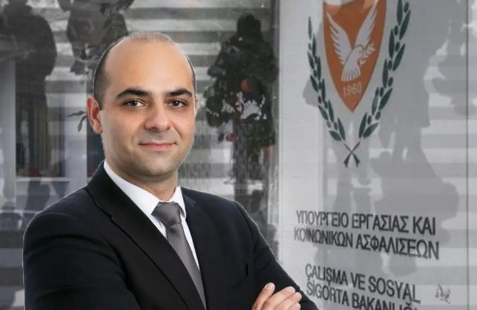 Το πλαίσιο μεσολαβητικής πρότασης για συλλογική σύμβαση οικοδόμων παρουσίασε ο ΥΠΕΡΓ