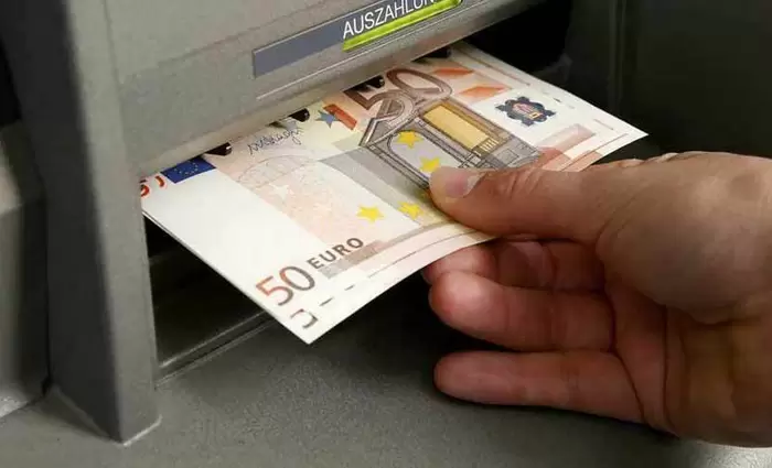 Πότε αίρονται πλήρως τα capital controls στην Ελλάδα;