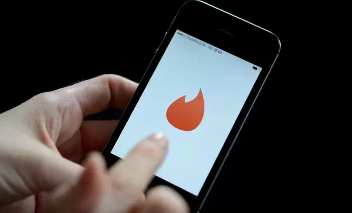 Γαλλία: To Tinder στην υπηρεσία της Δημοκρατίας